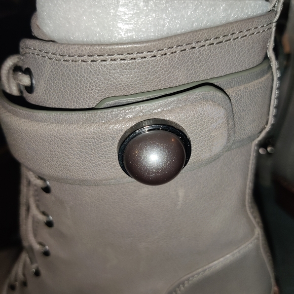 Parting is such sweet... Vince Camuto! - Picture 3 of 6